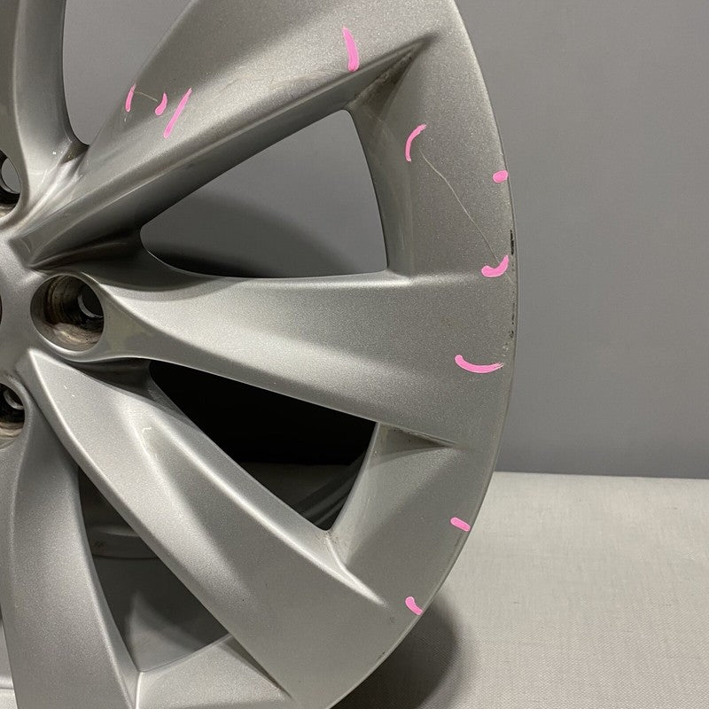 1059337-00-A TESLA MODEL S WHEEL RIM SILVER 19” 1059337-00-A OEM 2016 2017 2018 2019 2020