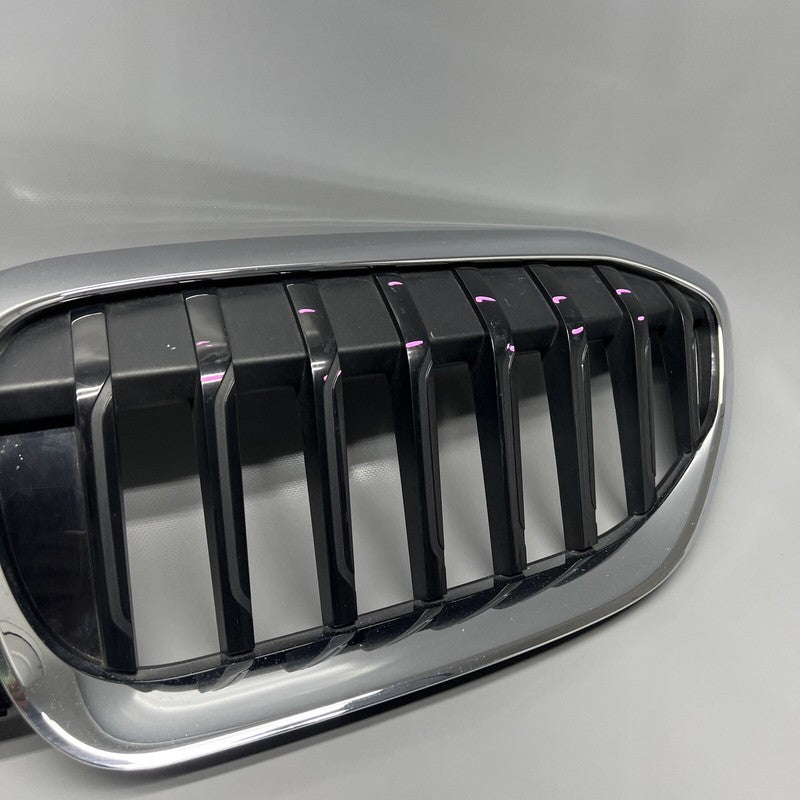 81131192976-10 BMW 330 GRILLE 340 G20 2019 2020 2021 2022 2023 OEM 5113192976-10