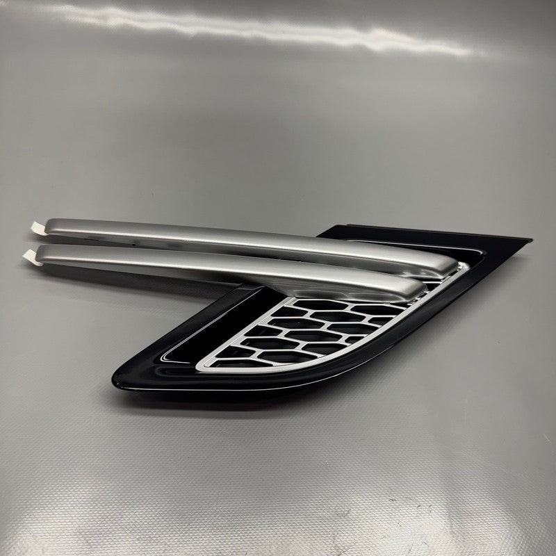 RANGE ROVER SPORT FENDER GRILLE RIGHT 2014 2015 2016 OEM DK62-280B10-A