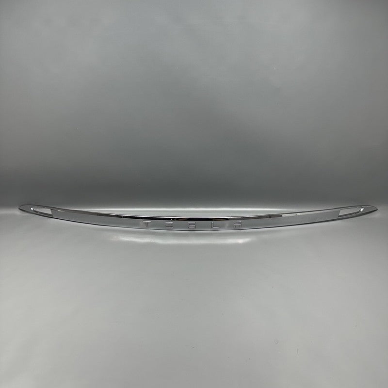 1025776-00-A TESLA MODEL S LIFTGATE CHROME TRIM MOLDING 2012 2013 2014 2015 OEM 1025776-00-A
