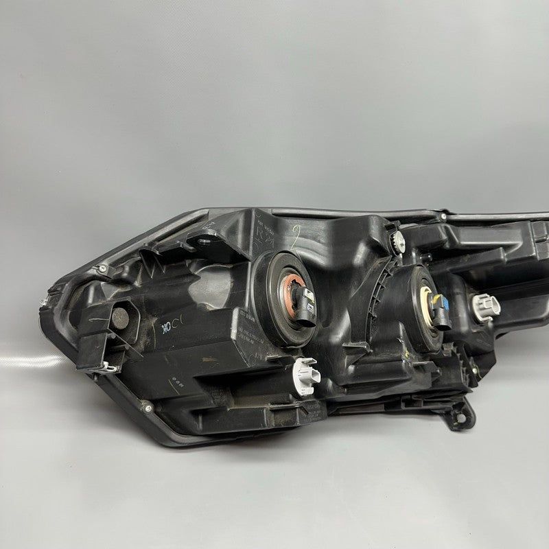 HONDA HR-V HEADLIGHT RIGHT PASSENGER 2019 2020 2021 2022 HALOGEN OEM 