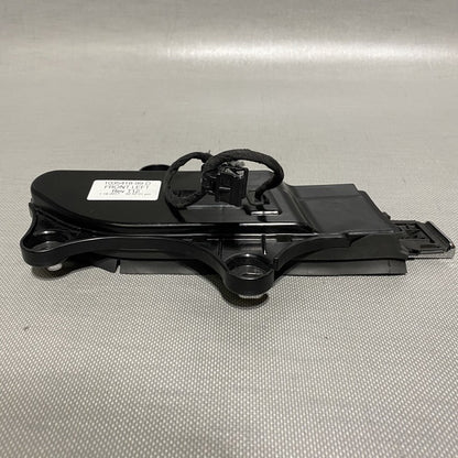 1035418-99-D TESLA MODEL X DOOR HANDLE LEFT FRONT 1035418-99-D OEM 2015 2016 2017