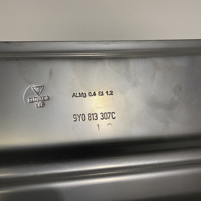 9Y0813303Y PORSCHE CAYENNE REAR BODY PANEL E-HYBRID TURBO 2019 2020 OEM 9Y0813303Y