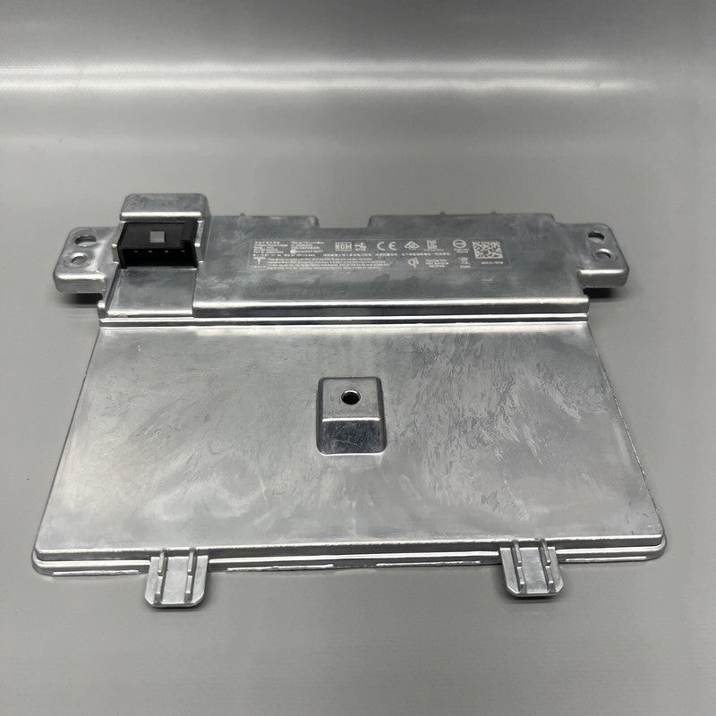 1755100-00-D TESLA MODEL 3 Y INDUCTIVE WIRELESS PHONE CHARGING MODULE 2017-2023 1755100-00-D