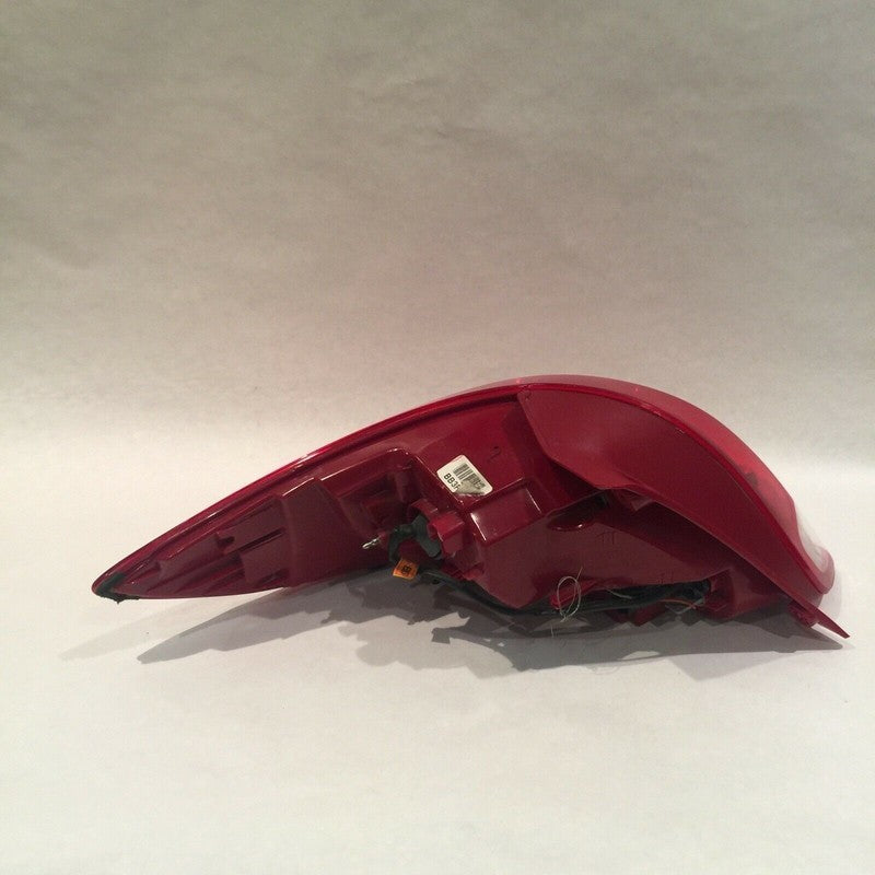 HYUNDAI VOLESTER RIGHT DRIVER TAIL LIGHT 2013 2014 2015 2016 LED OEM