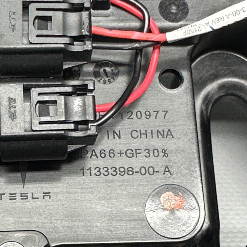 1133398-00-A TESLA MODEL S DOOR HANDLE RIGHT REAR 2016 2017 2018 2019 2020 OEM 1133398-00-A