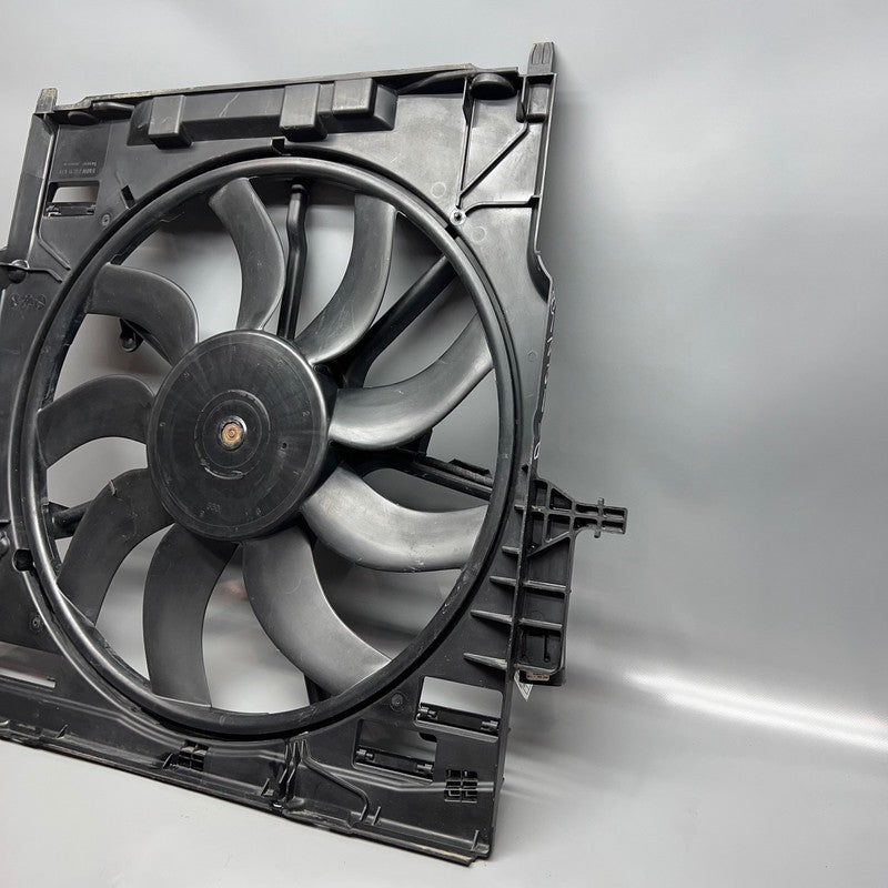 BMW X5 X6 RADIATOR COOLING FAN 2014 2015 2016 2017 2018 OEM 7634608