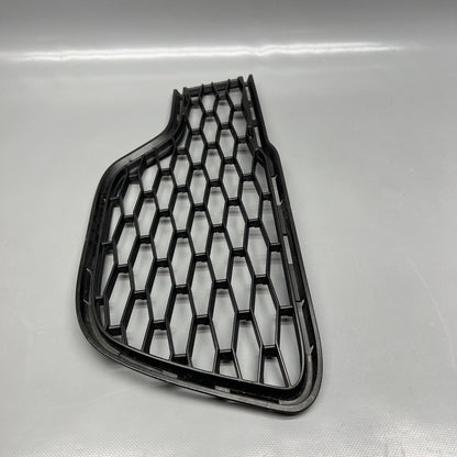 MASERATI GHIBLI FRONT BUMPER LOWER GRILLE RIGHT 2014 2015 2016 2017 OEM 