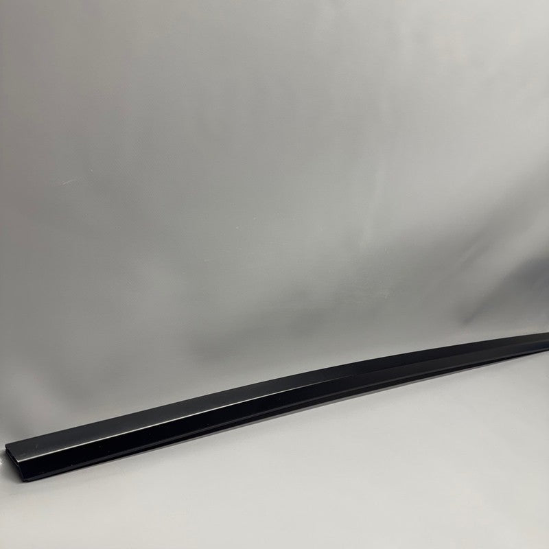 TESLA MODEL Y DOOR WINDOW MOLDING RIGHT FRONT 2020 2021 2022 2023 2024