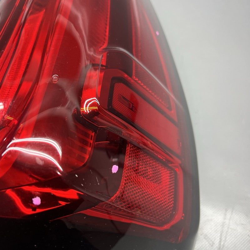 84760017 GMC SIERRA 1500 TAIL LIGHT LEFT DRIVER 2019 2020 2021 2022 2023 2024 LED OEM