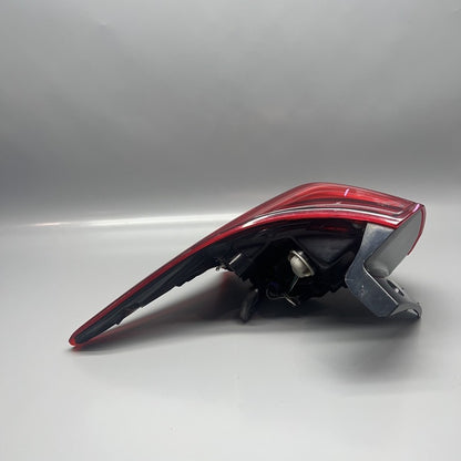 MITSUBISHI OUTLANDER TAIL LIGHT RIGHT PASSENGER 2016 2017 2018 2019 2020 OEM 