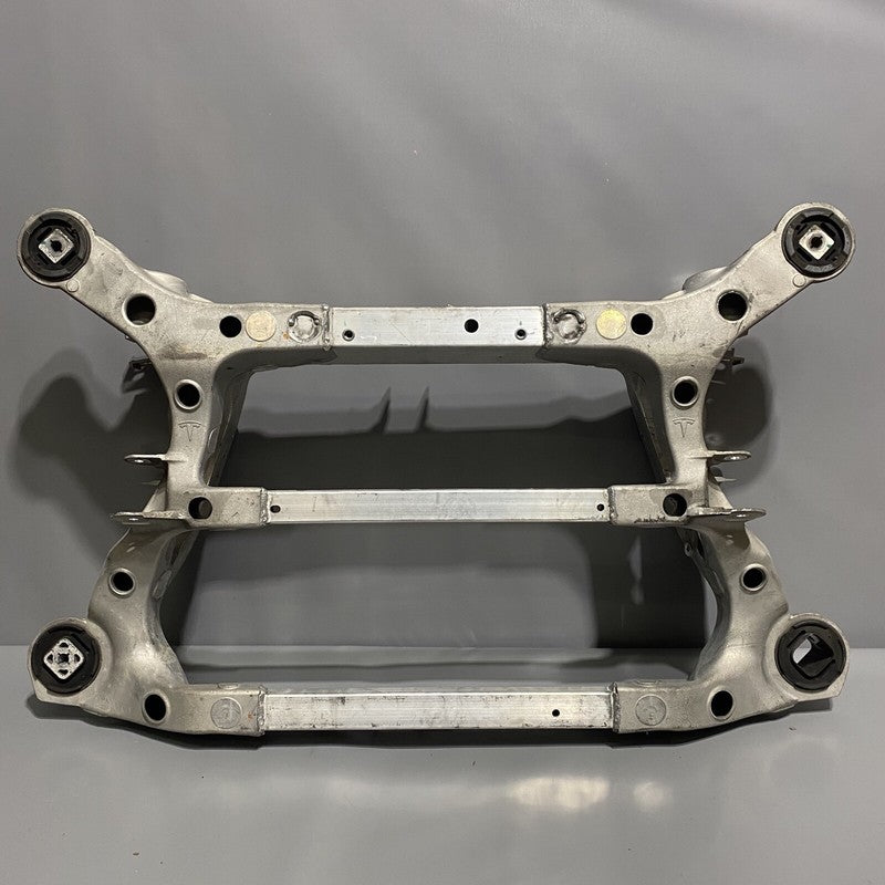 1009826-00-A TESLA MODEL S CROSSMEMBER REAR SUBFRAME RWD 1009826-00-A 2012 2013 2014 2015 OEM