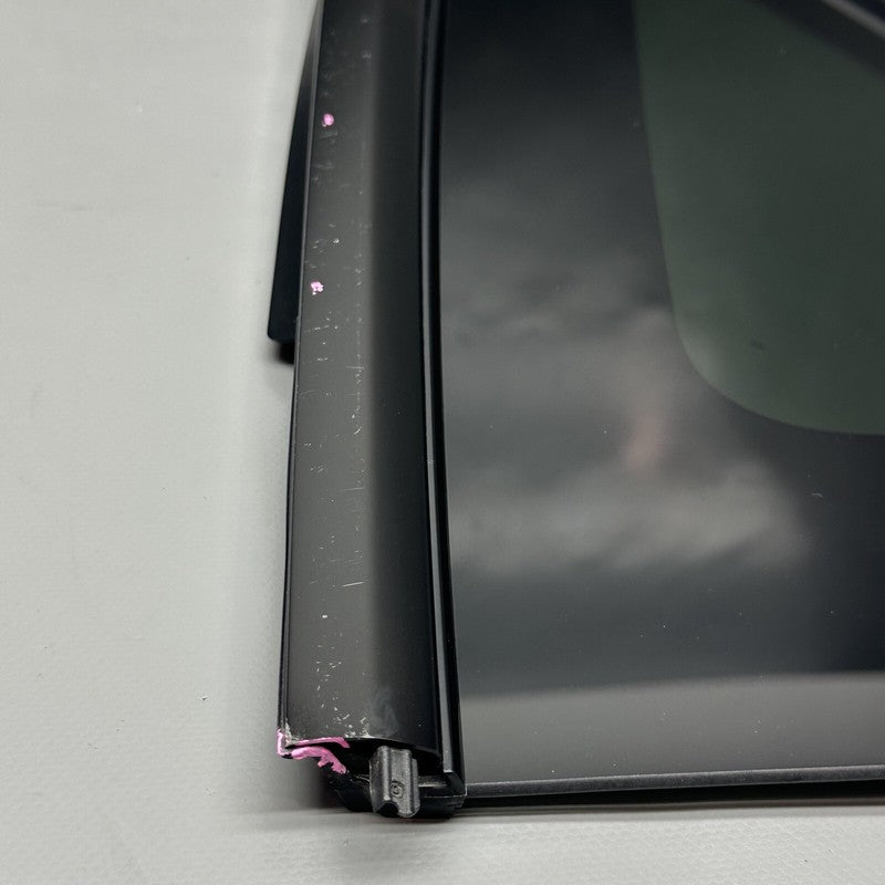 1495740-00-E TESLA MODEL Y QUARTER GLASS LEFT REAR 2020 2021 2022 2023 OEM 1495740-00-E