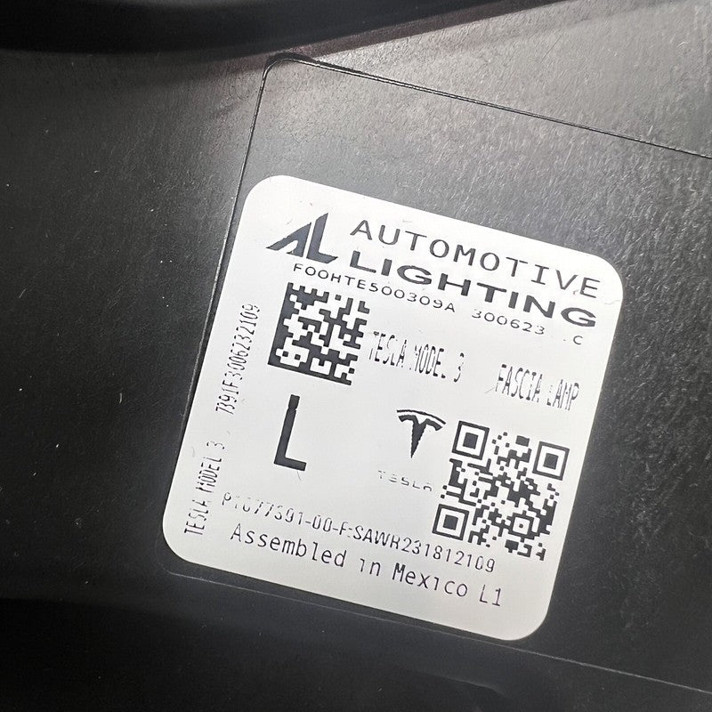 1077391-00-F TESLA MODEL 3 FOG LIGHT LEFT DRIVER 2017 18 19 20 21 2022 OEM 1077391-00-F