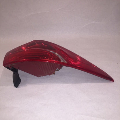 HYUNDAI SANTA FE TAIL LIGHT LEFT DRIVER SIDE 2013 2014 2015 OEM