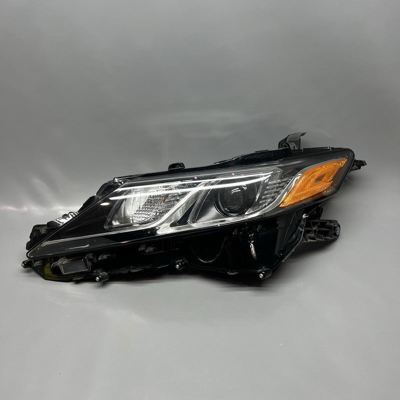 TOYOTA CAMRY HEADLIGHT LEFT DRIVER 2018 2019 2020 LED OEM 