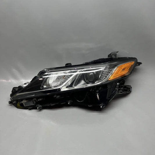 TOYOTA CAMRY HEADLIGHT LEFT DRIVER 2018 2019 2020 LED OEM 