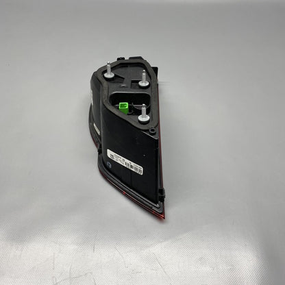 HK83-15K272-AA JAGUAR F-PACE INNER TAIL LIGHT HK83-15K272-AA 2017 2018 2019 OEM 