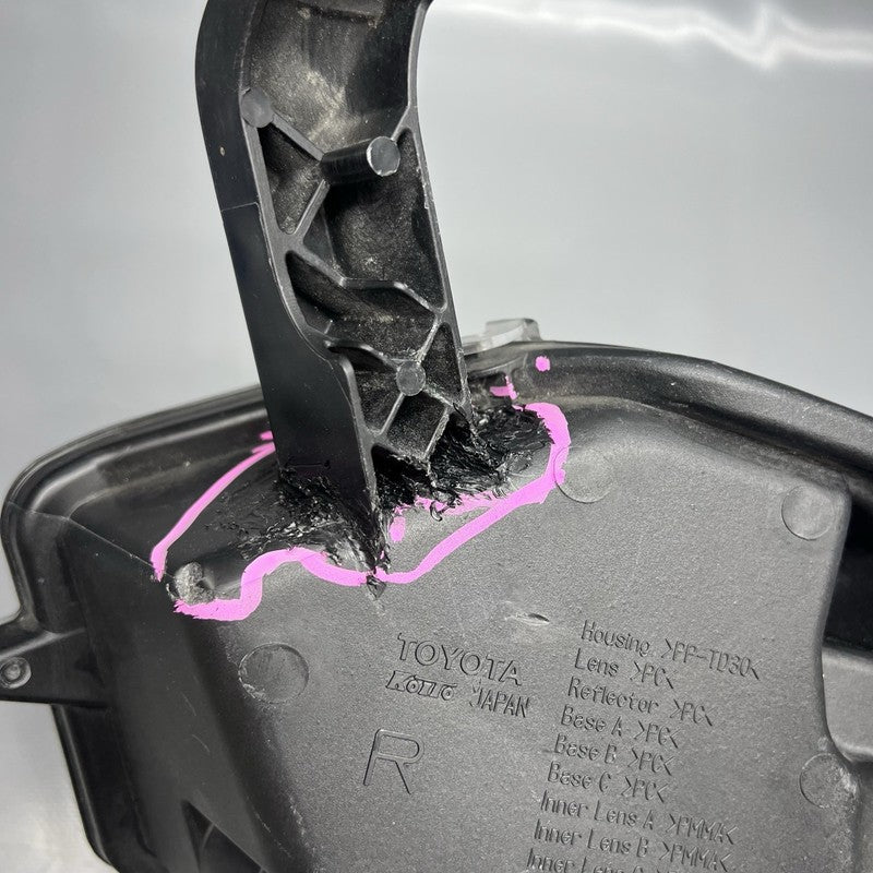 NX200 LEXUS NX200 RUNNING FOG LIGHT RIGHT PASSENGER 2016 2017 2018 2019 OEM 