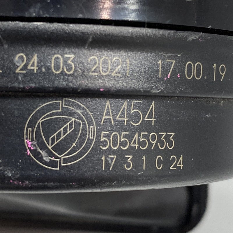 50545933 ALFA ROMEO STELVIO RIGHT HIGH NOTE SIGNAL 50545933 2018 2019 202O OEM