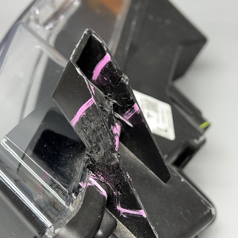 1507928-00-D TESLA MODEL Y FOG LIGHT LEFT DRIVER 2020 2021 2022 2023 2 PIN 1507928-00-D