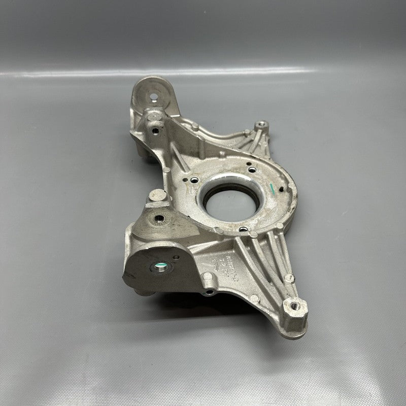 1044376-00-D TESLA MODEL Y FUCA MOUNT RIGHT FRONT 2020 2021 2022 2023 1044376-00-D