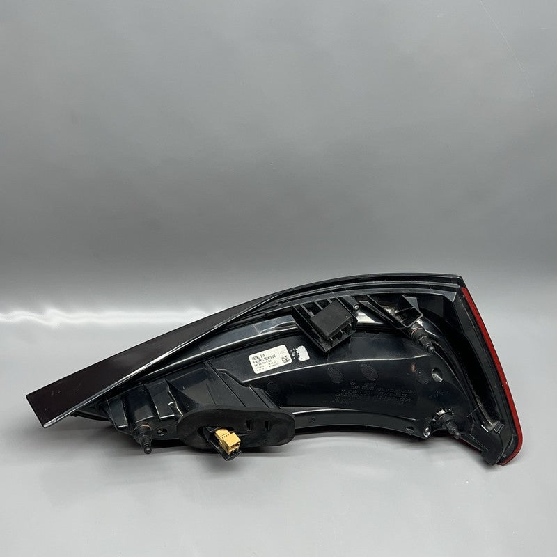8R0945094D AUDI Q5 FACELIFT TAIL LIGHT RIGHT PASSENGER 2013 2014 2015 2016 2017 8R0945094D