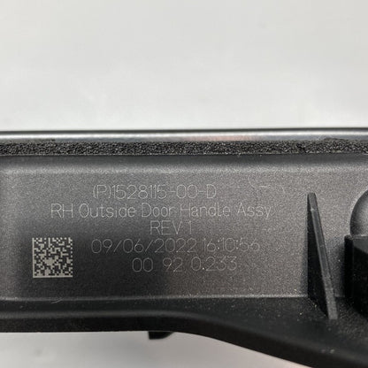 1528115-00-D TESLA MODEL Y DOOR HANDLE RIGHT PASSENGER 1528115-00-D 2021 2022 2023 OEM