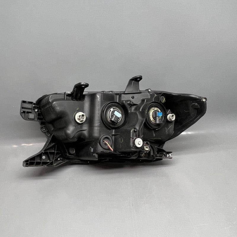TOYOTA TACOMA TRD HEADLIGHT RIGHT PASSENGER 2016 2017 2018 OEM