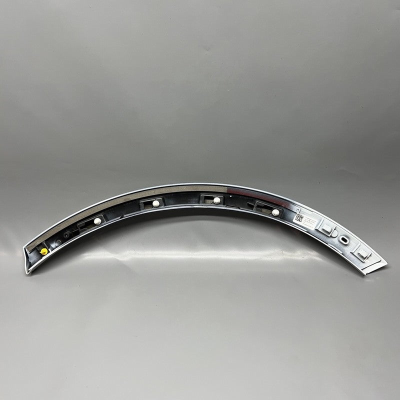 4M0853026E AUDI Q7 FENDER FLARE MOLDING RIGHT REAR 2016 2017 2018 2019 2020 OEM 4M0853026E
