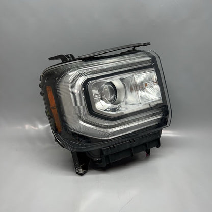 84016911 GMC SIERRA HEADLIGHT RIGHT PASSENGER 2016 2017 2018 2019 XENON OEM 84016911