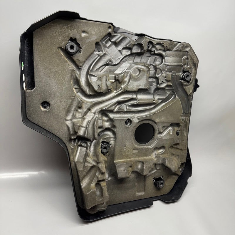 BMW 330I ENGINE COVER 2019 2020 2021 2022 2023 OEM 8676203