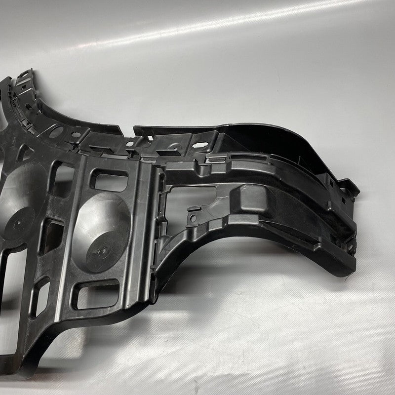 7P5807378A PORSCHE CAYENNE BUMPER GUIDE RIGHT REAR 2011 2012 2013 2014  OEM 7P5807378A