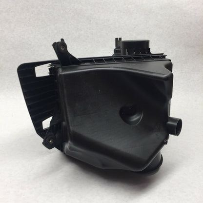 7537667 BMW 525 530 AIR INTAKE CLEANER BOX MUFFLER HOUSING 2006 2007 OEM
