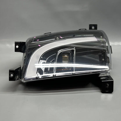 1034327-00-A TESLA MODEL X FOG LIGHT RIGHT PASSENGER 2016 2017 2018 2019 2020 1034327-00-A