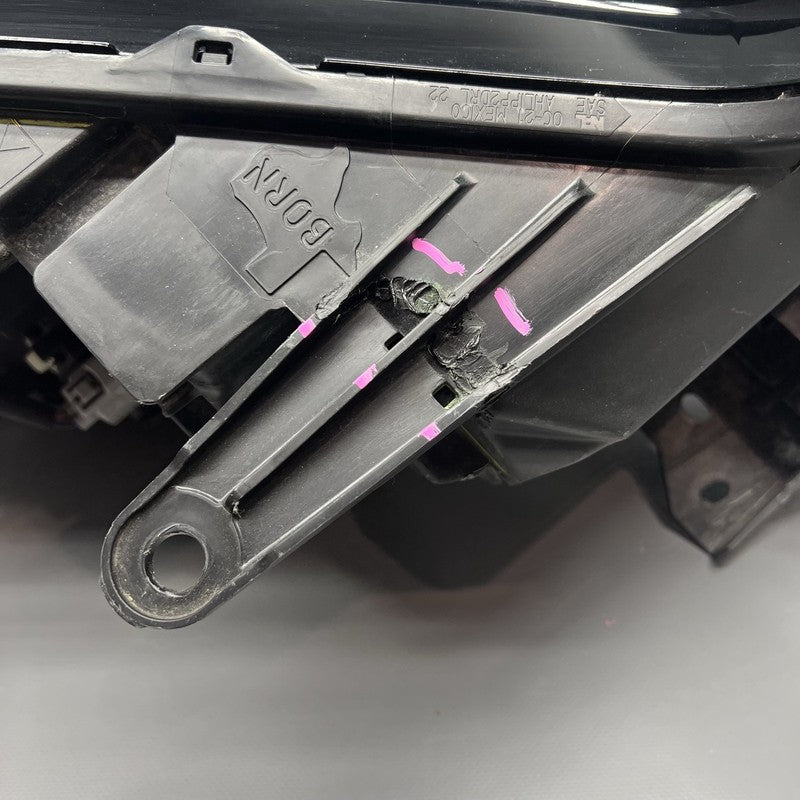 TOYOTA TUNDRA HEADLIGHT LEFT DRIVER 2022 2023 2024 LED OEM 