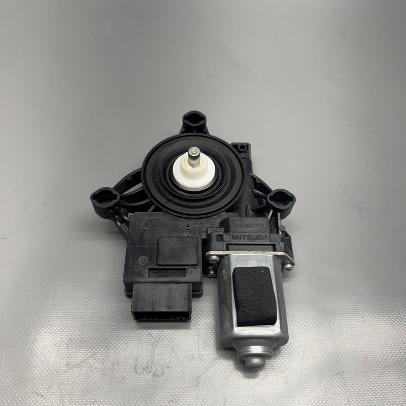 BMW 330 M340 DOOR WINDOW MOTOR LEFT FRONT 2019 2020 2021 2022 2023 202