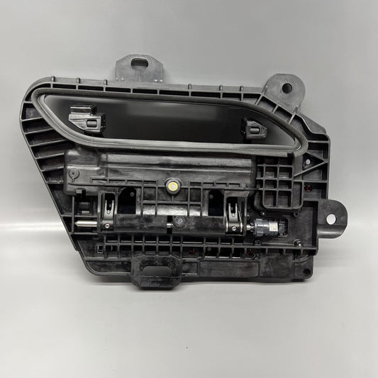 1046122-00-G TESLA MODEL S DOOR HANDLE RIGHT FRONT 2017 2018 2019 GEN2 OEM 1046122-00-G