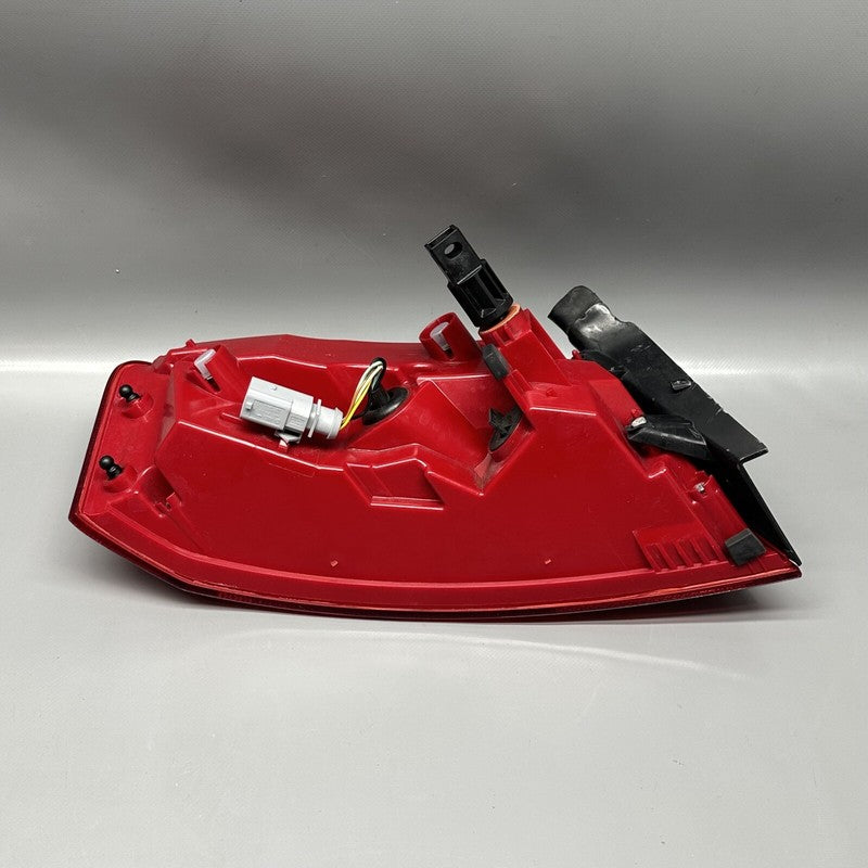 8T0945096J AUDI A5 TAIL LIGHT RIGHT PASSENGER 2013 2014 2015 2016 2017 OEM 8T0945096J