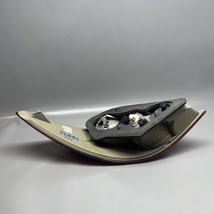 A2518200464 MERCEDES BENZ R500 TAIL LIGHT RIGHT PASSENGER 2006 2007 2008 2009 A2518200464