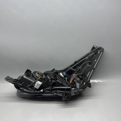 SUBARU IMPREZA HEADLIGHT RIGHT PASSENGER HALOGEN 2017 2018 2019 2020 2021 2022 