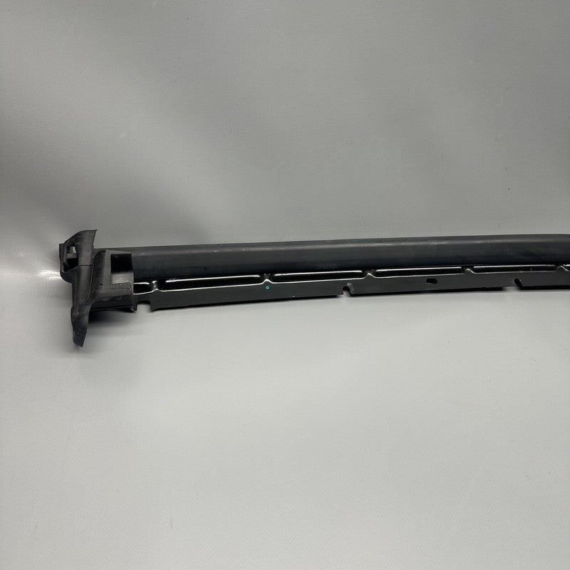 1072079-00-B TESLA MODEL X DOOR SEAL LEFT REAR 2016 2017 2018 2019 2020 OEM 1072079-00-B