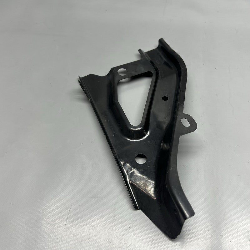 TESLA MODEL Y FENDER BRACKET RIGHT PASSENGER 2020 2021 2022 2023 OEM 