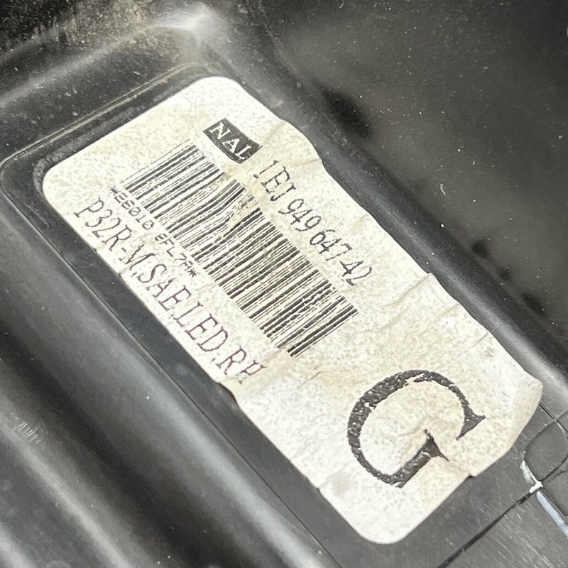 NISSAN ROGUE HEADLIGHT RIGHT PASSENGER LED 2017 2018 2019 OEM 28010-8F