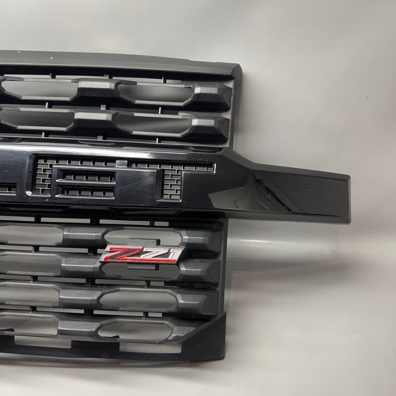 CHEVROLET SILVERADO 1500 FRONT BUMPER GRILLE 2019 2020 2021 2022 OEM M