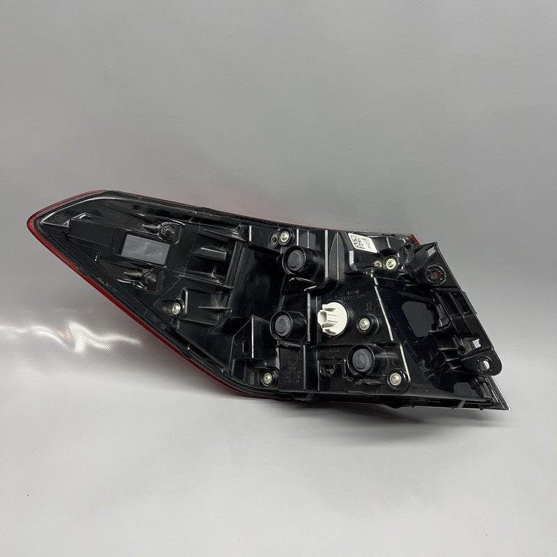 HONDA CIVIC TAIL LIGHT RIGHT PASSENGER 2022 2023 SEDAN OEM