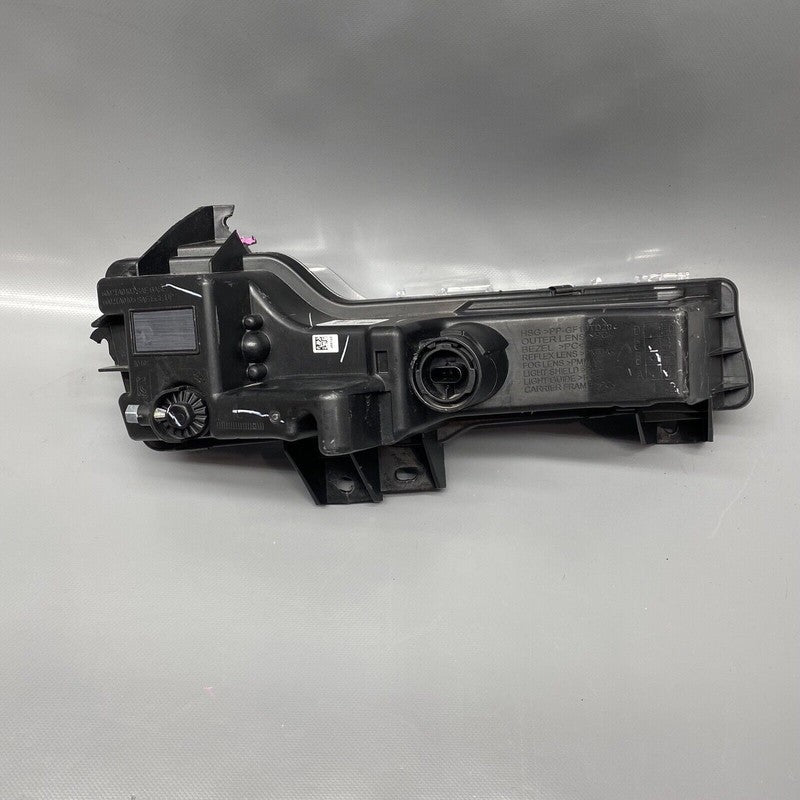 1077391-00-F TESLA MODEL 3 FOG LIGHT LEFT DRIVER 2017 2018 2019 2020 2021 2022 1077391-00-F