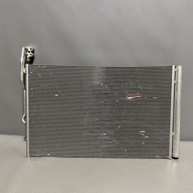 7P0820411B PORSCHE CAYENNE AC CONDENSER VOLKSWAGEN TOUAREG 3.0L V6 2011 2012 13 14 15 2016