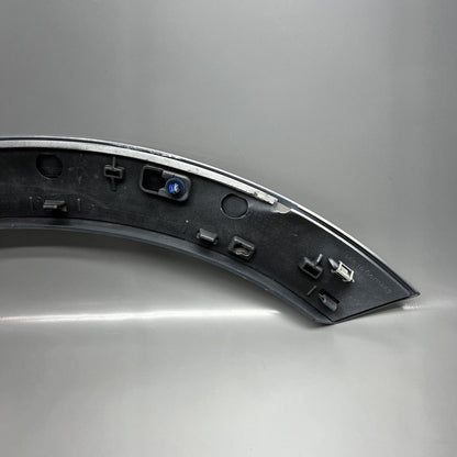 4KE853026E AUDI E-TRON WHEEL FLARE MOLDING RIGHT DOOR 2018 2019 2020 2021 OEM 4KE853026E