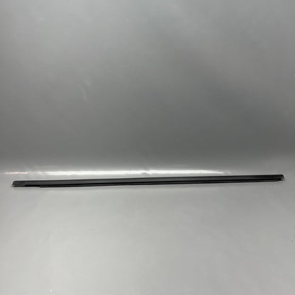 5GM837477B VOLKSWAGEN GOLF GTI DOOR WINDOW BELT LEFT FRONT 2015 16 17 18 2019 5GM837477B